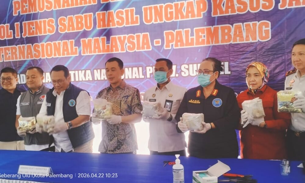 BNNP Sumsel Musnahkan 16,9 Kg Sabu Jaringan Malaysia–Palembang, Dua DPO Diburu