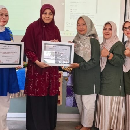 Dorong Kemandirian Ekonomi, PTBA dan BKMT Muara Enim Gelar Kelas Kreasi Vol.7 Dorong Kemandirian Ekonomi, PTBA dan BKMT Muara Enim Gelar Kelas Kreasi Vol.7