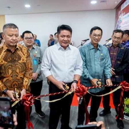 Lepas Ekspor Produk Kelapa, OJK Dorong Pengembangan Ekonomi Daerah di Sumsel Lepas Ekspor Produk Kelapa, OJK Dorong Pengembangan Ekonomi Daerah di Sumsel