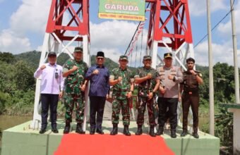 Jembatan Gantung Garuda di OKU Diresmikan, Danrem 044/Gapo: Bukti Nyata Sinergi untuk Rakyat