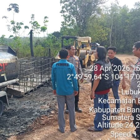 Tangki Penampungan BBM Terbakar dan Meledak Hebat, 4 Pekerja Alami Luka Bakar Serius⠀ Tangki Penampungan BBM CIP Banyuasin Terbakar dan Meledak Hebat, 4 Pekerja Alami Luka Bakar Serius ⠀