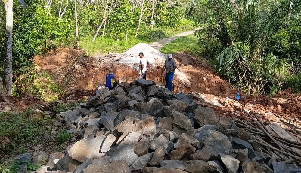 Ground Breaking Jembatan Beton Tungku Jaya II: Bakti Kodim 0403/OKU untuk Rakyat