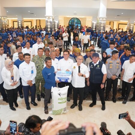 Perkuat Ketahanan Pangan Nasional, Wakapolda Sumsel Hadiri Rembuk Tani Bersama Menko Pangan di PT Pusri Perkuat Ketahanan Pangan Nasional, Wakapolda Sumsel Hadiri Rembuk Tani Bersama Menko Pangan di PT Pusri