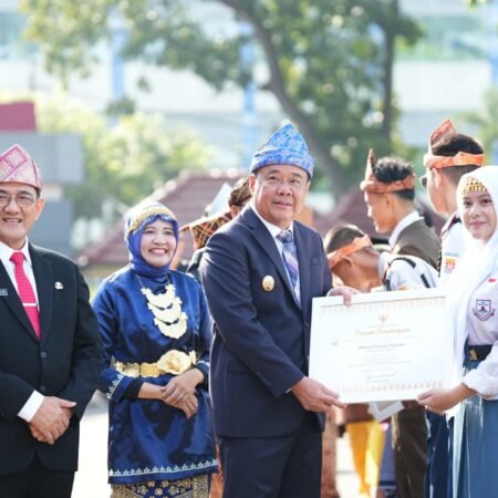 Wagub Sumsel Cik Ujang Dorong Transformasi Pembelajaran dan Penguatan Karakter pada Hardiknas 2026