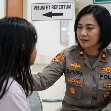 Anak 12 Tahun di Gandus Jadi Korban Kekerasan Seksual, Polisi Kejar Pelaku Beratribut Ojol⠀ Anak 12 Tahun di Gandus Jadi Korban Kekerasan Seksual, Polisi Kejar Pelaku Beratribut Ojol ⠀