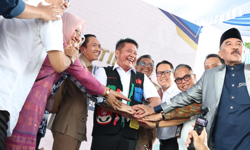Program GEBRAK RUTILAHU Sumsel 2026, Herman Deru dan Ratu Dewa Targetkan 3.067 Rumah Rampung