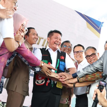 Program GEBRAK RUTILAHU Sumsel 2026, Herman Deru dan Ratu Dewa Targetkan 3.067 Rumah Rampung