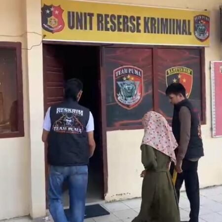 Polisi Ungkap Pembunuhan Wanita Lanjut Usia di Muara Enim, Pelaku Ternyata Anak dan Cucu Korban, Motifnya? Polisi Ungkap Kasus Pembunuhan Wanita Lanjut Usia di Muara Enim, Pelaku Ternyata Anak dan Cucu Korban, Motifnya?