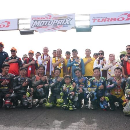 Implementasi Presisi Polri, Kapolda Sumsel Sukseskan Gelaran Nasional Final Race Kejurnas Motoprix Lahat ⠀