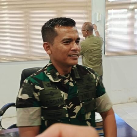 Oknum TNI dan Warga Sipil Jadi Tersangka Penembakan Teman Sejawat di Panhead Palembang Oknum TNI dan Warga Sipil yang Tembak Teman Sejawat di Panhead Palembang Resmi Jadi Tersangka
