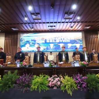 Paripurna Istimewa DPRD Provinsi Sumsel Peringatan Hari Jadi ke-80 Sumsel, Gubernur: Keberhasilan Sumsel adalah Keberhasilan Bersama Paripurna Istimewa DPRD Provinsi Sumsel Peringatan Hari Jadi ke-80 Sumsel, Gubernur: Keberhasilan Sumsel adalah Keberhasilan Bersama
