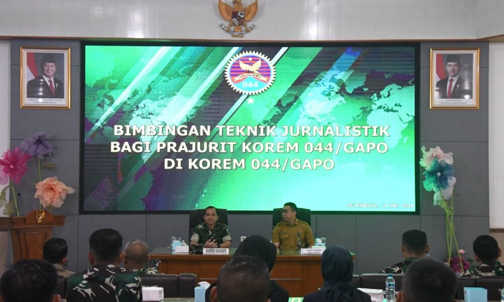 Korem 044/Gapo Cetak Prajurit Informatif dan Kreatif Lewat Bimtek Jurnalistik