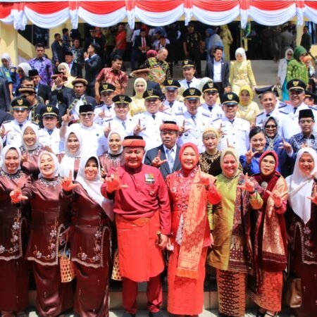 HUT ke-157 Lahat, Gubernur Herman Deru Tekankan Ketangguhan Daerah Hadapi Disrupsi dan Bonus Demografi 2045 HUT ke-157 Lahat, Gubernur Herman Deru Tekankan Ketangguhan Daerah Hadapi Disrupsi dan Bonus Demografi 2045