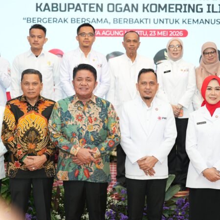 Gubernur Herman Deru Tekankan Legalitas dan Akuntabilitas Saat Lantik Pengurus PMI Empat Daerah Gubernur Herman Deru Tekankan Legalitas dan Akuntabilitas Saat Lantik Pengurus PMI Empat Daerah