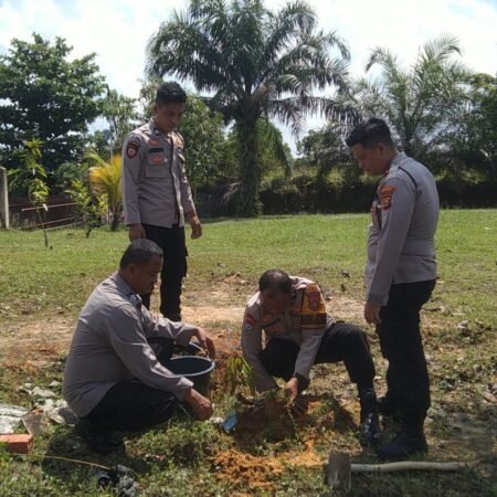 Dukung Pembangunan Berkelanjutan, Polda Sumatera Selatan Jadikan Asrama Polri Percontohan Penghijauan Dukung Pembangunan Berkelanjutan, Polda Sumatera Selatan Jadikan Asrama Polri Percontohan Penghijauan