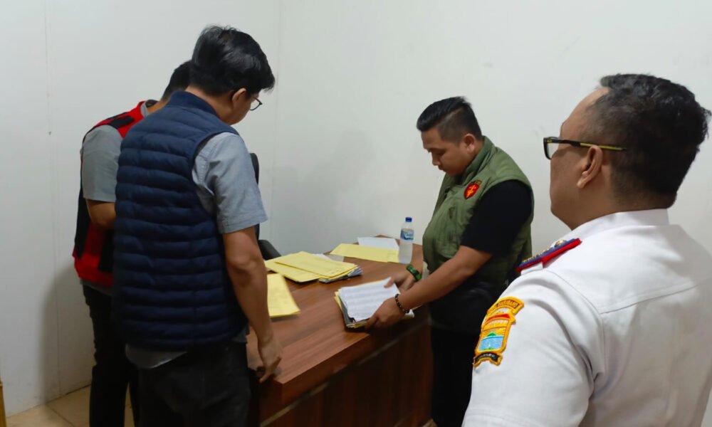 Tim Tindak Pidana Khusus (Pidsus) Kejaksaan Negeri (Kejari) Palembang menggeledah Kantor Dinas Perhubungan (Dishub) Kota Palembang, Senin 29 Juni 2026. (Foto: istimewa)