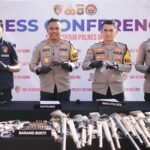 77 Pucuk Senpi Rakitan Diserahkan Warga, Polres OKI Amankan 3 Pelaku di Pekan Pertama Ops Senpi Musi 2026