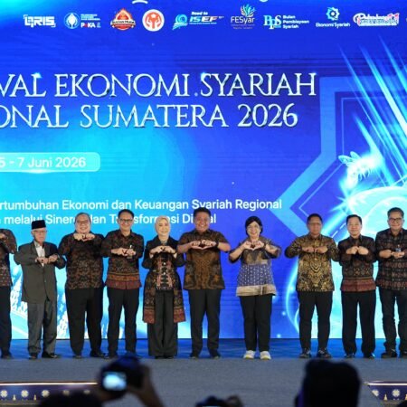 Herman Deru: FESyar Sumatera 2026 Momentum Perkuat Ekonomi Syariah dan Literasi Keuangan Masyarakat Herman Deru: FESyar Sumatera 2026 Momentum Perkuat Ekonomi Syariah dan Literasi Keuangan Masyarakat
