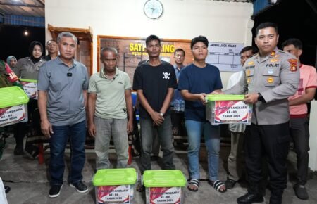 Kawal Program Kesejahteraan Nasional, Polda Sumsel Salurkan Bantuan Sosial Melalui Satkamling di Gandus