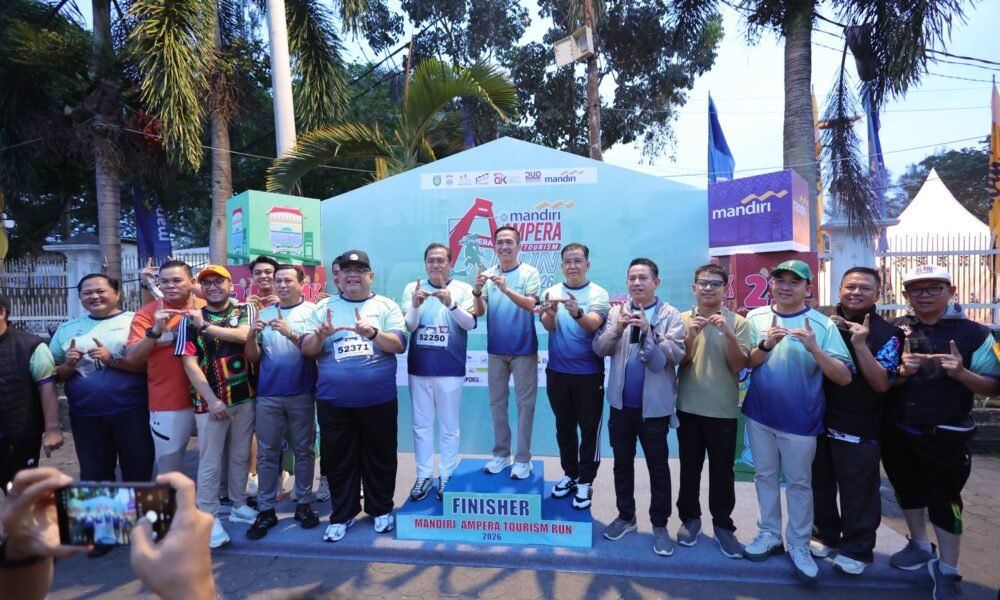 Sambut HUT Palembang ke-1343, Ribuan Pelari dari 140 Daerah Ramaikan Mandiri Ampera Tourism Run