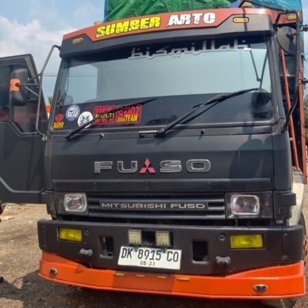 Respons Cepat Polda Sumsel Evakuasi Sopir Truk Meninggal di Betung, Dipastikan Akibat Serangan Jantung