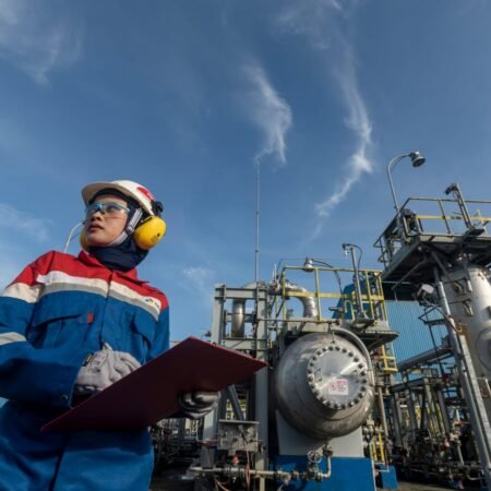 PHR Zona 4 menerapkan sejumlah strategi pengeboran, seperti dual completion dan step out drilling, demi menjaga stabilitas produksi di tengah tantangan lapangan migas yang sudah mature.