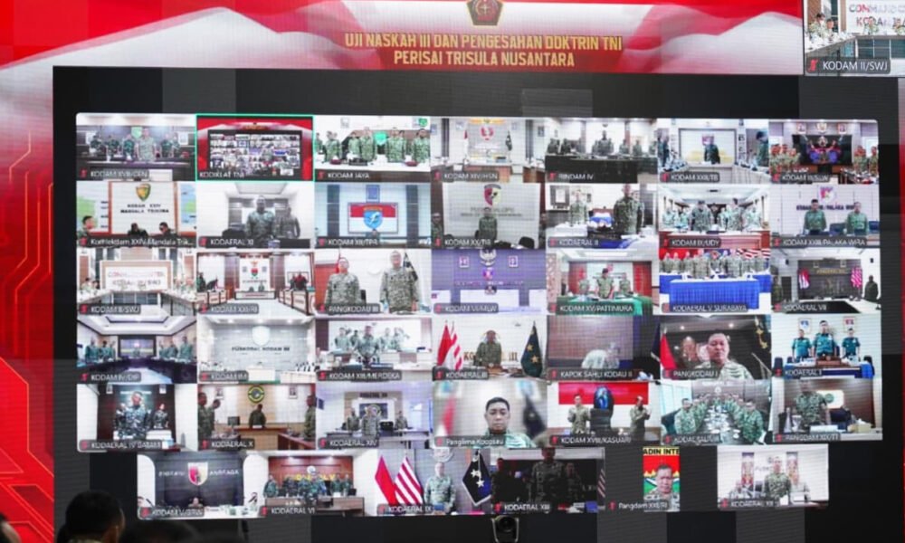 Pangdam II/Swj Hadiri Uji Naskah III dan Pengesahan Doktrin TNI Perisai Trisula Nusantara Secara Vicon. (Foto: Yulie)