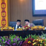 Wali Kota Ratu Dewa Hadiri Paripurna DPRD Palembang, Bahas Air Limbah hingga Pemajuan Kesenian. (Foto: Yulie)