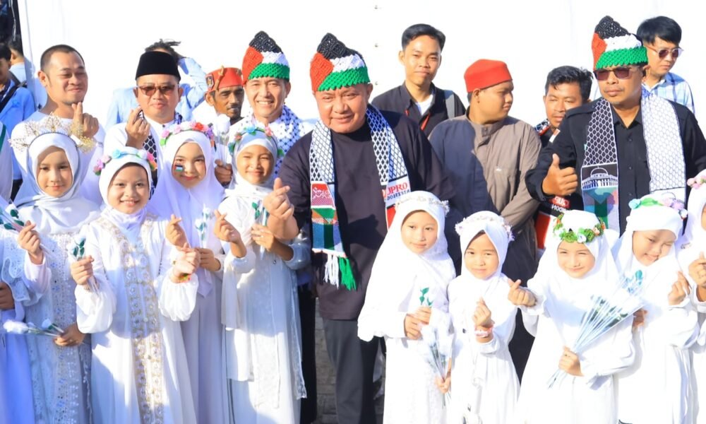 Herman Deru Ajak Warga Sumsel Perkuat Kepedulian untuk Palestina pada Konser Amal Wali Band