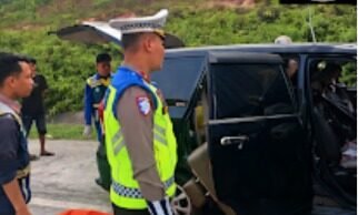 Avanza Hantam Buntut Truk Hino, Satu Keluarga Asal Palembang Tewas di Tol Terpeka Lampung