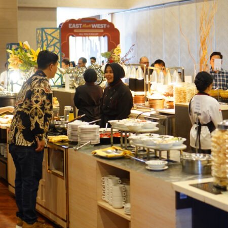 Harper Palembang Hadirkan “East Meet West”, All You Can Eat Perpaduan Cita Rasa Timur dan Barat