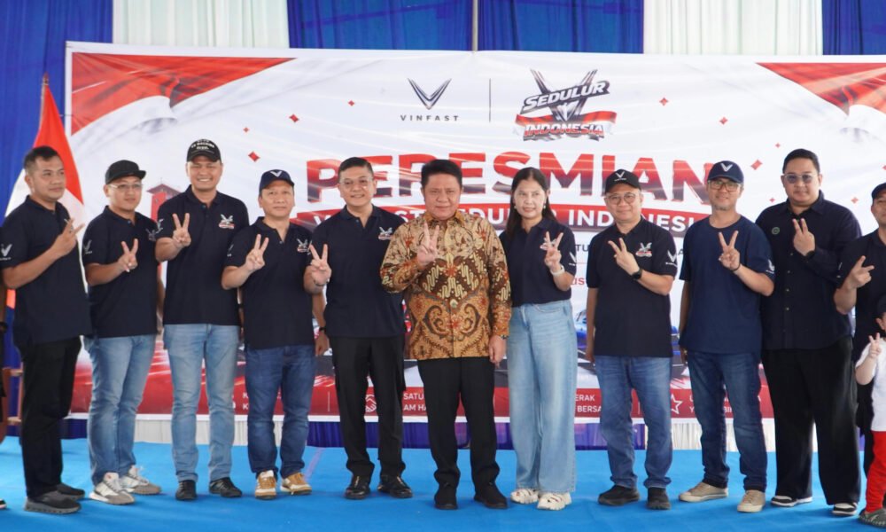 Herman Deru Resmikan VinFast Sedulur Palembang, Dorong Ekosistem Kendaraan Listrik