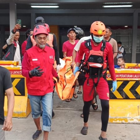 Nizam Ditemukan Pagi, Alvito Menyusul Siang Hari, Basarnas Imbau Orang Tua Waspada Nizam Ditemukan Pagi, Alvito Menyusul Siang Hari, Basarnas Imbau Orang Tua Waspada