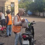 Kedepankan Kepedulian Sosial, DPC PJS Muba Bagikan Puluhan Karung Beras