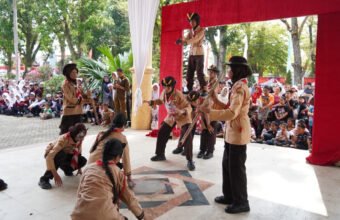 Semarakan HUT RI Ke-81, Pelajar OKI Unjuk Kekompakan Lewat Gerak Jalan Indah