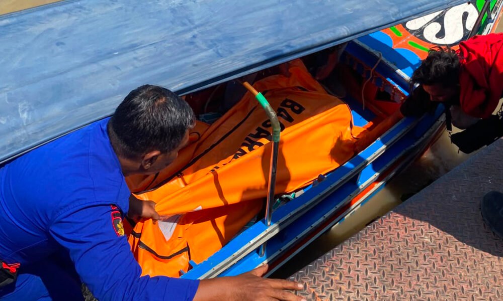 Jatuh dari Tongkang, Dua Korban Ditemukan Meninggal Dunia di Sungai Baung