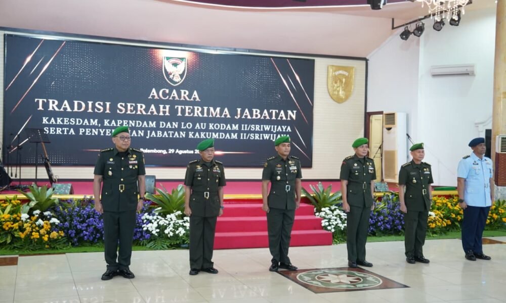 Pangdam II/Sriwijaya Pimpin Tradisi dan Sertijab Sejumlah Pejabat Kodam Pangdam II/Sriwijaya Pimpin Tradisi dan Sertijab Sejumlah Pejabat Kodam