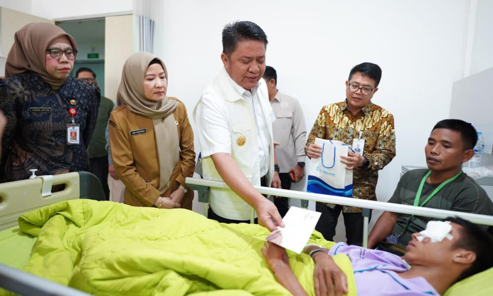 Bank Sumsel Babel Salurkan CSR Rp350 Juta untuk Operasi Mata Masyarakat Sumsel