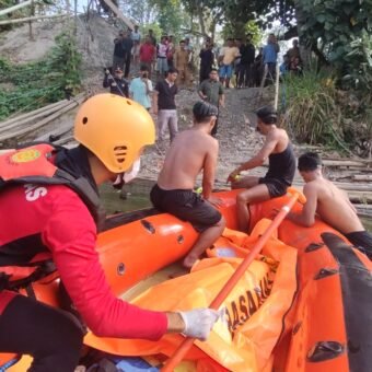 Mandi Cari Kepiting, Bocah 10 Tahun di OKU Timur Ditemukan Tewas di Sungai Komering
