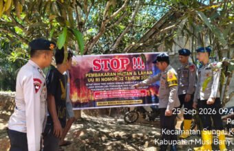 Polda Sumsel Perkuat Pencegahan Karhutla di Sungai Keruh, Personel BKO Turun Beri Edukasi