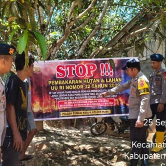 Polda Sumsel Perkuat Pencegahan Karhutla di Sungai Keruh, Personel BKO Turun Beri Edukasi