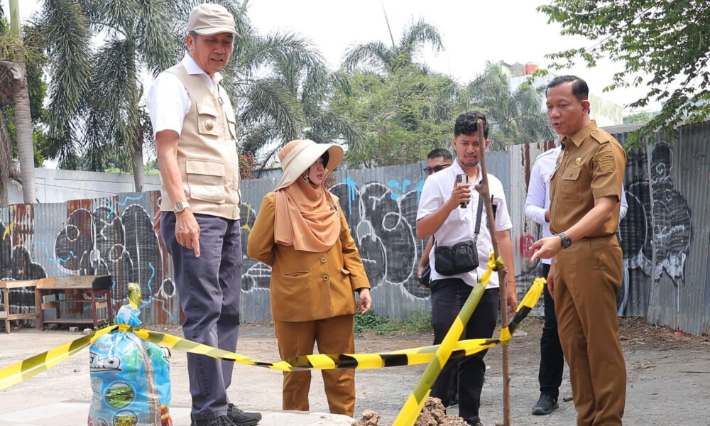 Ratu Dewa Turun Langsung Cek Titik Banjir di Jalan Angkatan 45, Ini yang Disorot