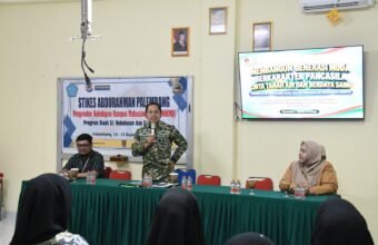 Danrem 044/Gapo Sampaikan Wawasan Kebangsaan di PKKMB STIKES Abdurahman