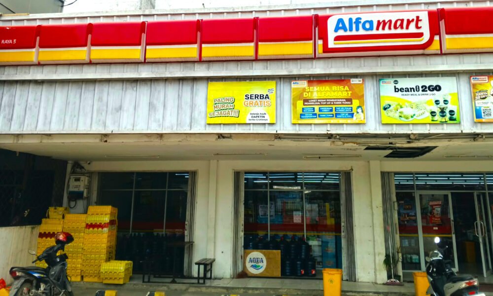Beras SPHP di Alfamart OPI Raya 3 Ditemukan Ada Batu, Respons Toko Bikin Konsumen Kecewa