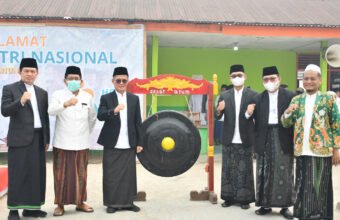 Hari Santri 2026 di Palembang, Kemenag Sumsel Tanam Pohon Nyamplung dan Gaungkan Ekoteologi