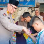 Kapolda Sumsel Pantau Arus Lalu Lintas di Simpang Empat Charitas Palembang