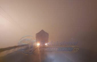 Kabut Asap Ganggu Jarak Pandang di Ogan Ilir, Pengendara Khawatir Saat Melintas