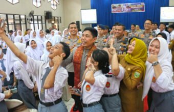 Cegah Bullying dan Narkoba, Kapolda Sumsel Sambangi Siswa SMKN 6 Palembang