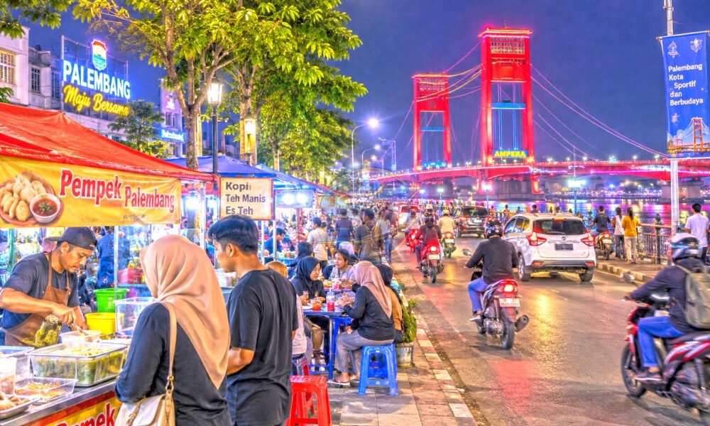 Ketika Malam Tiba, Inilah Sisi Lain Kehidupan Kota Palembang